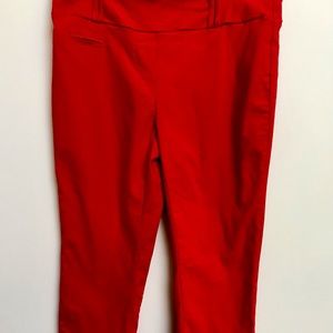 Cropped Capri Pants